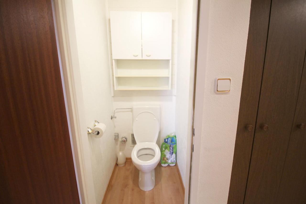 Geraeumige Ferienwohnung Im Zentrum ซังคท์เพิลเทน ภายนอก รูปภาพ